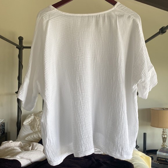 Joie blouse. Size small. - Picture 2 of 7